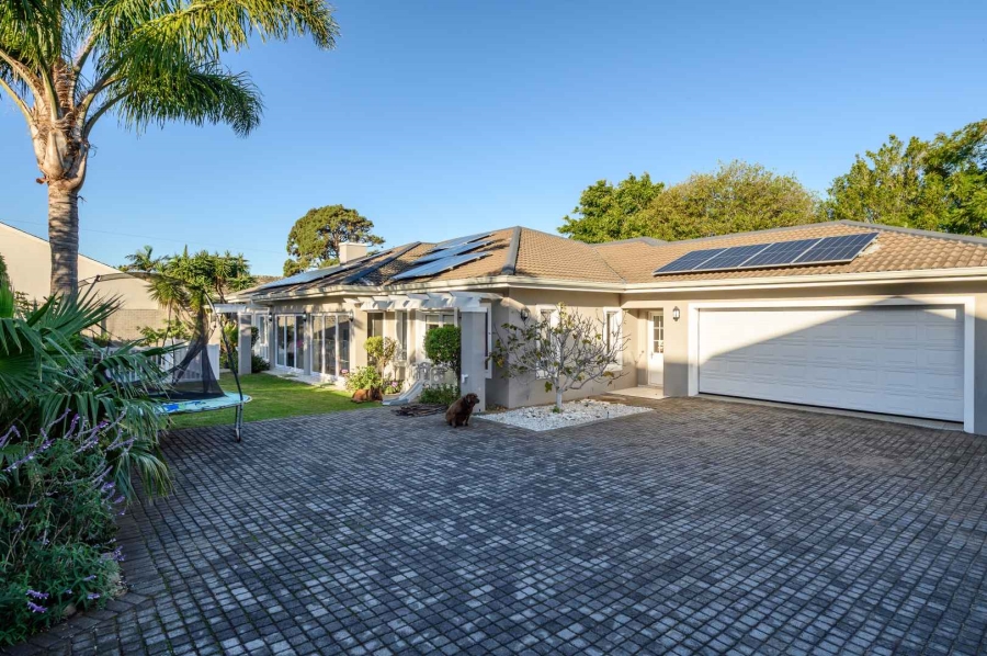 4 Bedroom Property for Sale in Walmer Eastern Cape